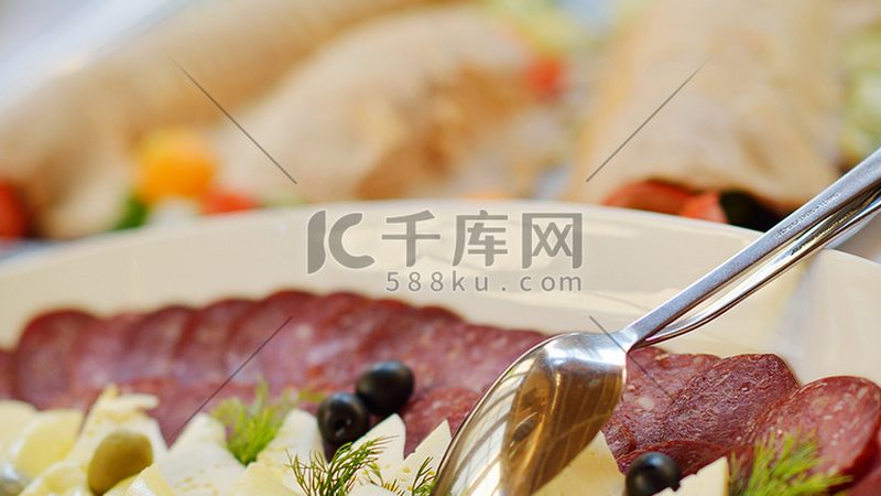 餐饮加盟品牌加盟流程详解：从考察到签约的全方位指南